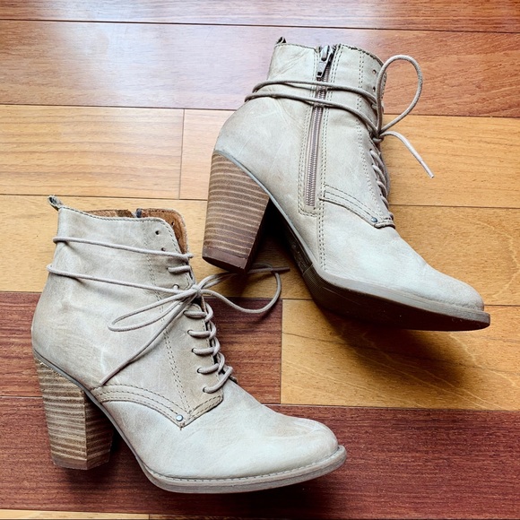 Aldo Grey Leather Lace-Up Heel Boots, size 7 - Picture 3 of 8